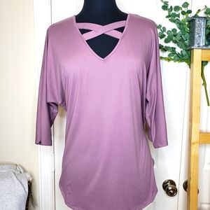 NWT criss cross front top from bobeau